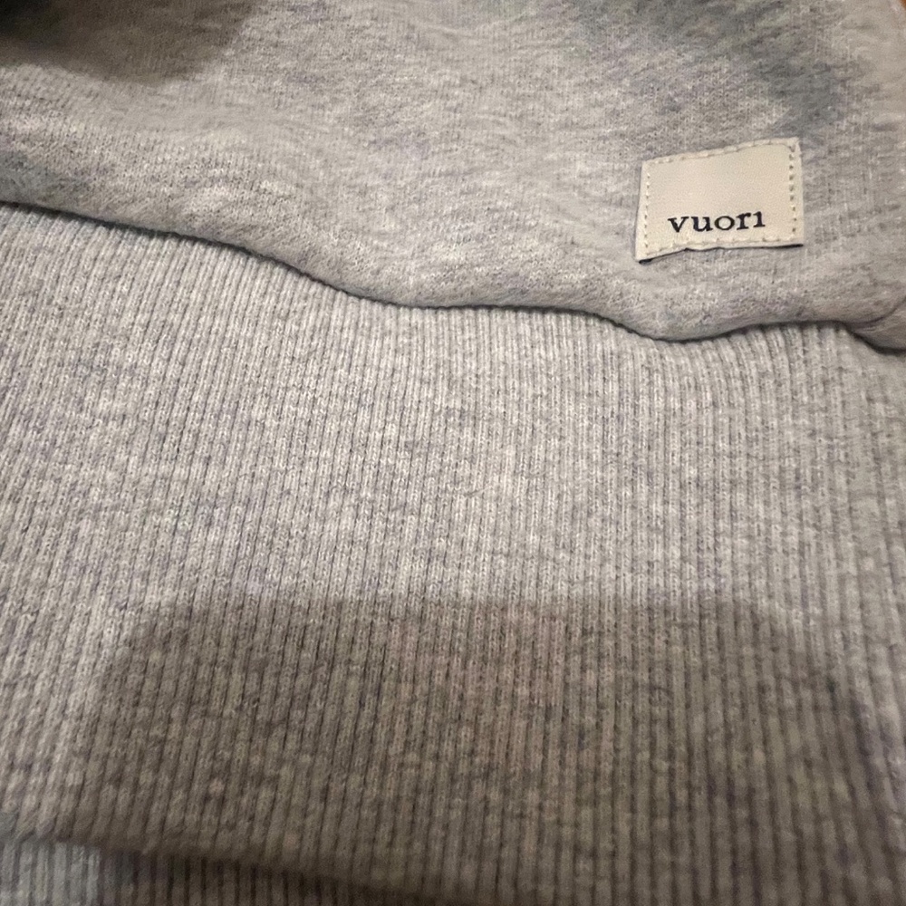 Vuori gray zip up hooded sweatshirt - Picture 5 of 6